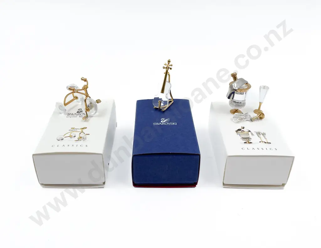Three Boxed Swarovski Ornaments Image 1++