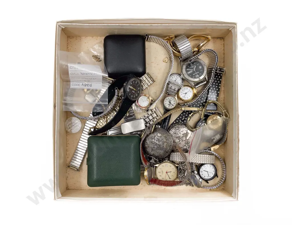Quantity of Assorted Wrist Watches and Time Pieces Image 1++