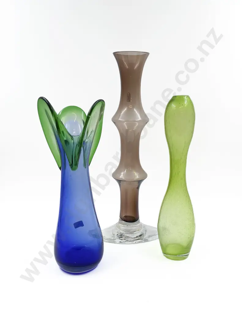 Three Assorted Art Glass Vases Image 1++