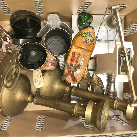 Box of Assorted Metal Ware etc
