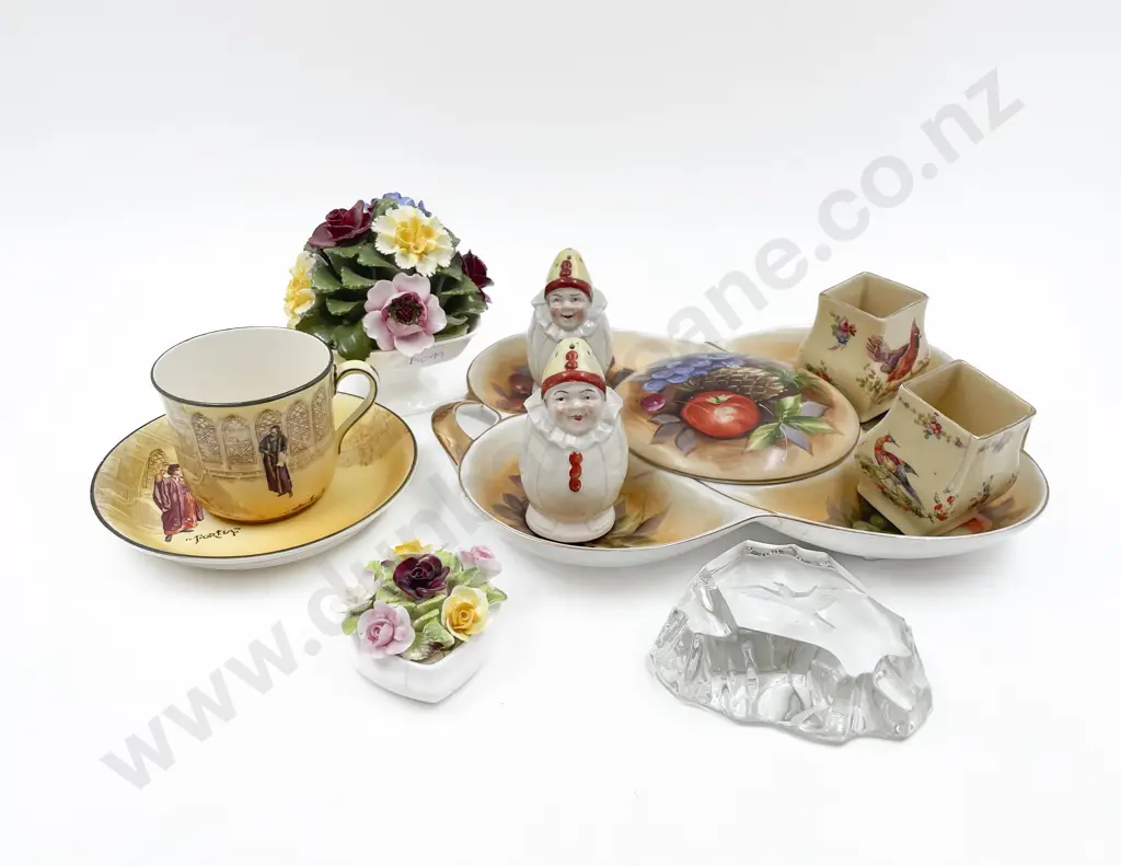 Small Quantity of Fancy China and Ornaments etc Image 1++