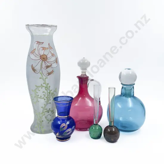 Quantity of Assorted Art Glass etc