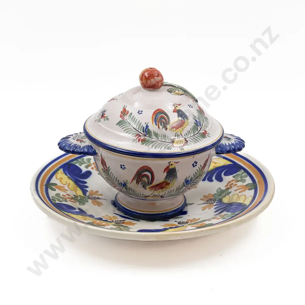 Blue and White Jug and Tea Pot together with Two Others Image 1++