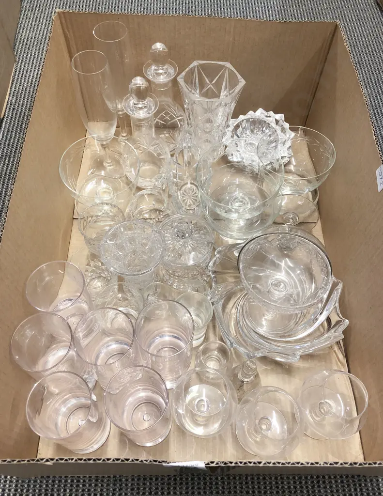 Box of Assorted Crystal and Glass Ware Image 1++