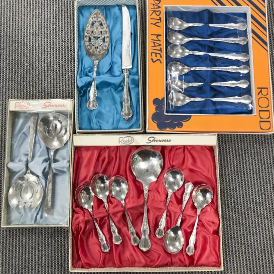 Quantity of Assorted Boxed and Loose Cutlery
