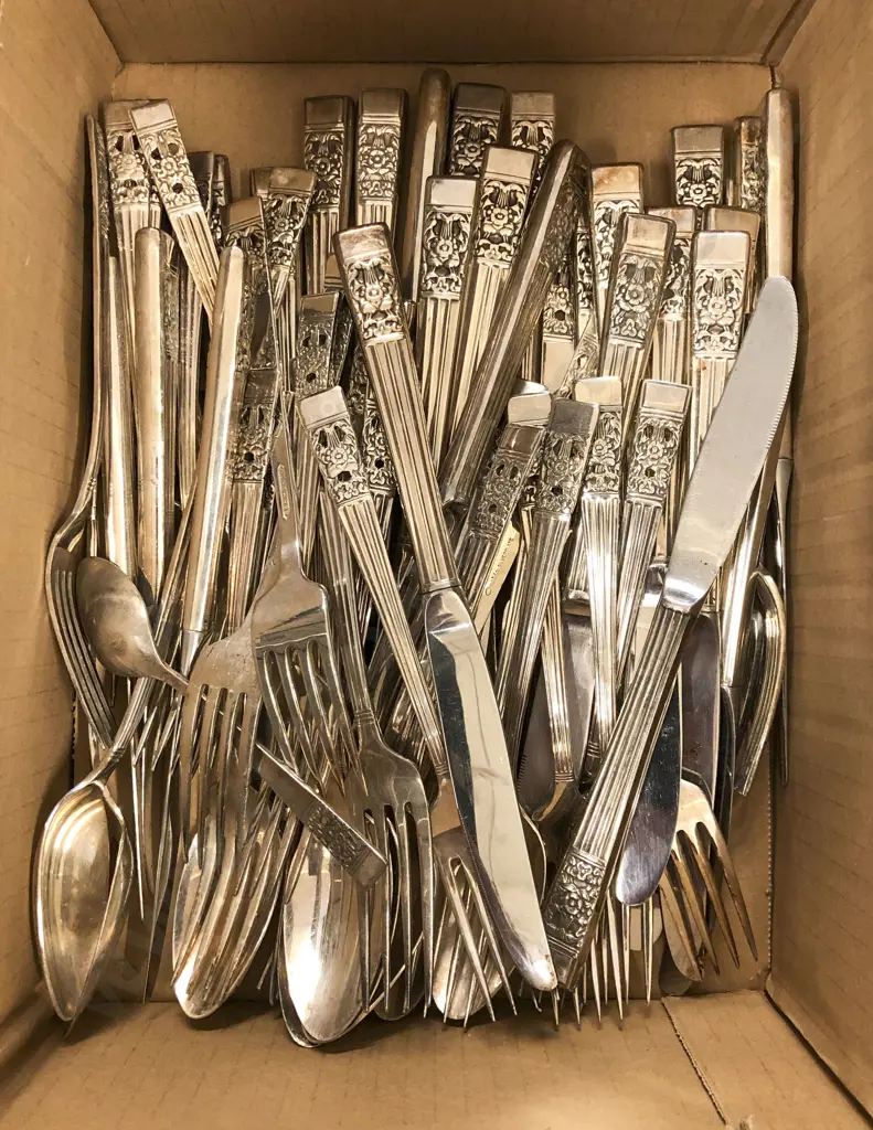 Quantity of Cutlery Image 1++