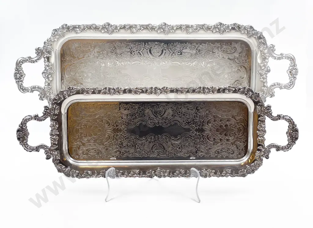Graduated Pair of Barker Ellis Plated Trays Image 1++
