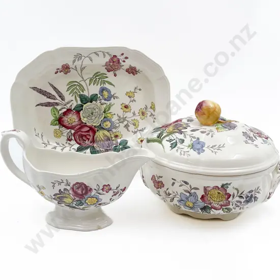 Spode Gainsborough Pattern Part Dinner Set