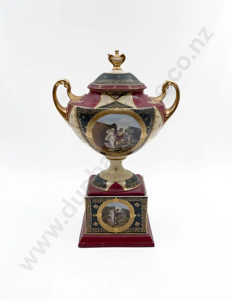 Large Limoges Lidded Vase Image 1++