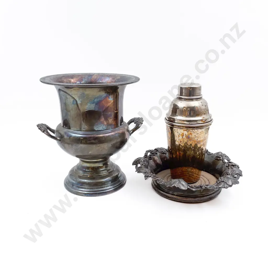 S/P Wine Coaster with Wine Bucket and Cocktail Shaker Image 1++