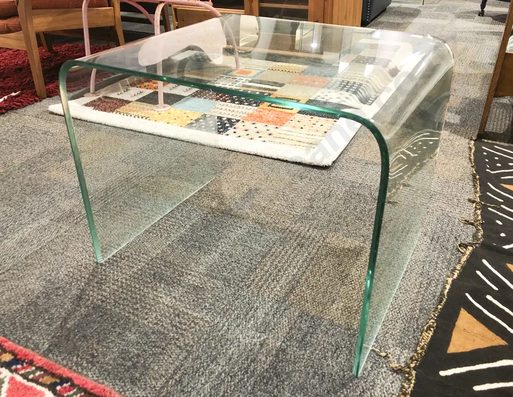Curved Glass Coffee Table Image 1++