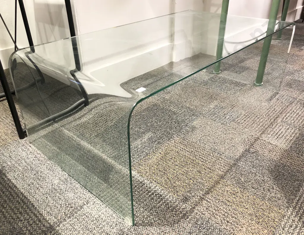 Curved Glass Coffee Table Image 1++