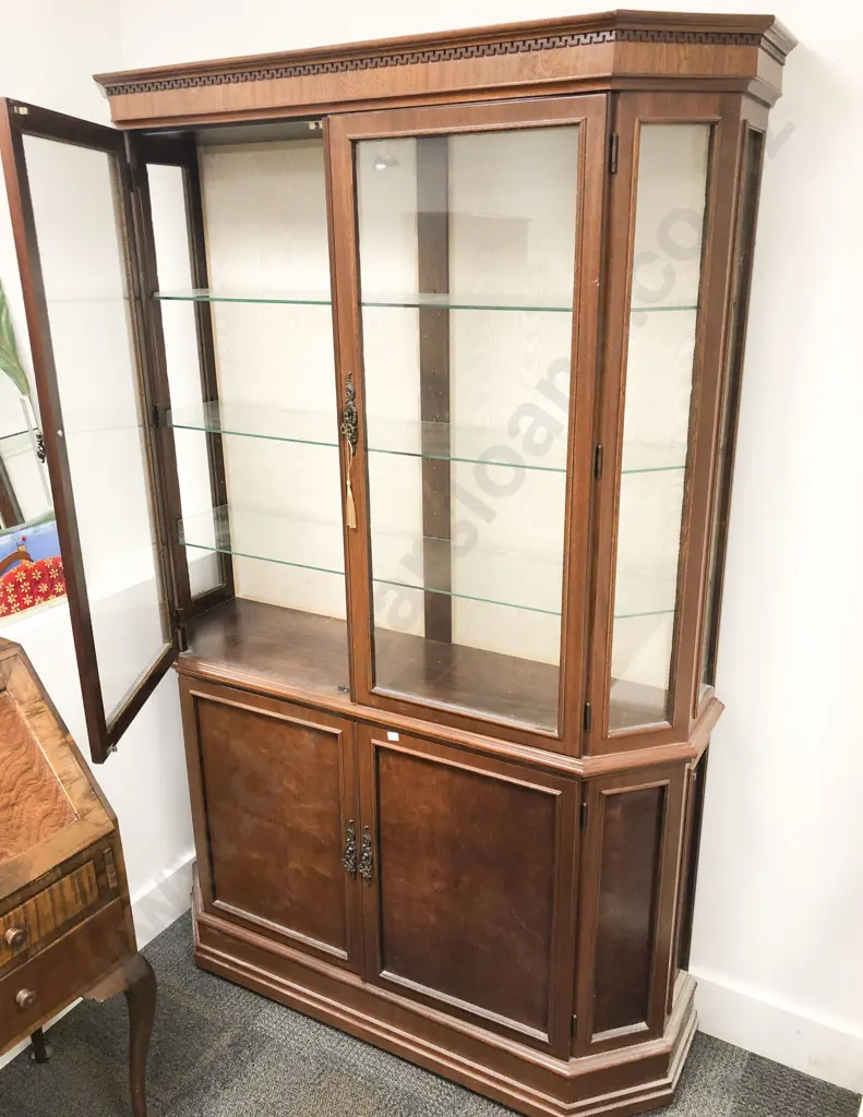 Mahogany Glazed China Cabinet Image 1++
