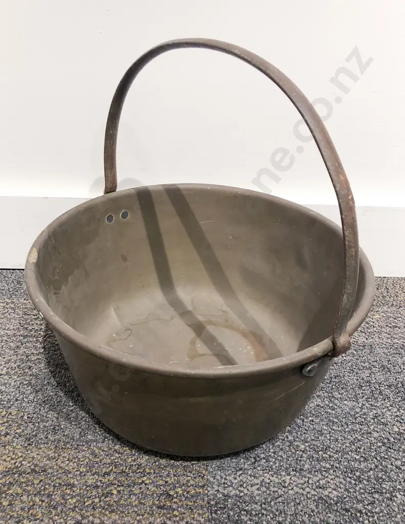 Brass Jam Pan Image 1++