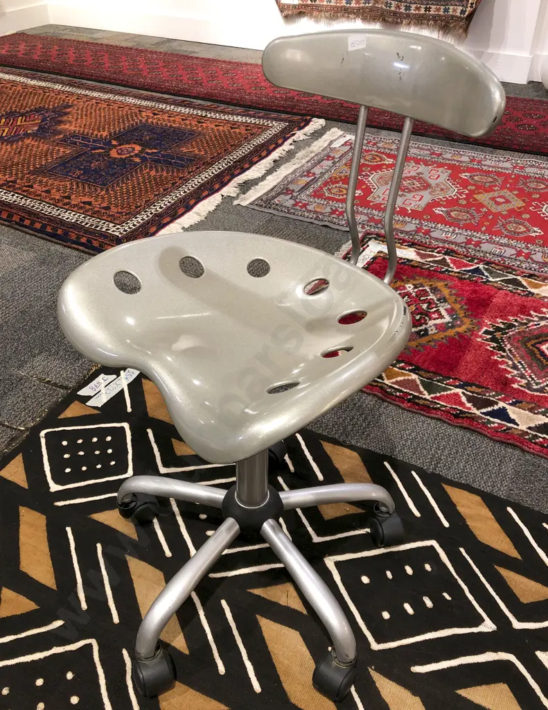 Modern Computer Chair Image 1++