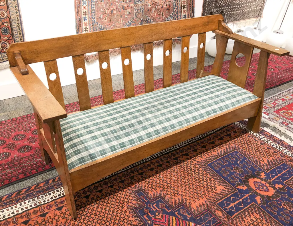 Arts & Crafts Oak Settee In The Style Of Liberty Image 1++