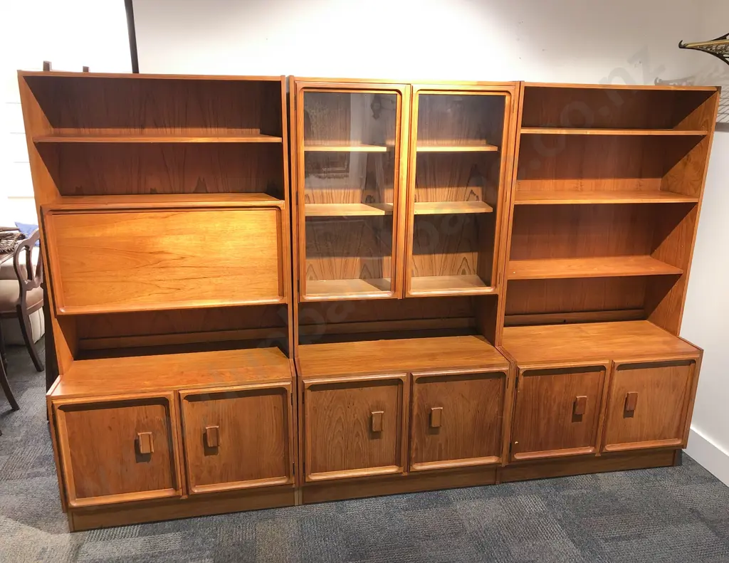 Large Mid-Century NZ Made Teak Wall Unit Image 1++