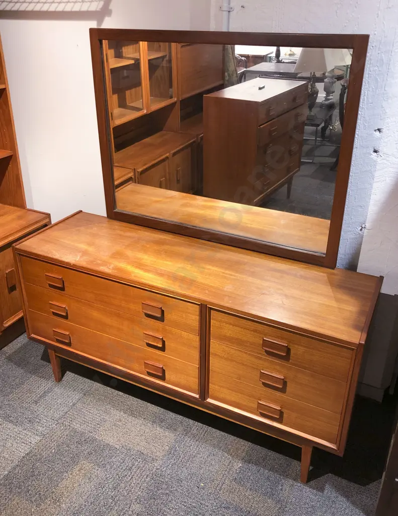 Mid-Century Mirror Backed Teak Dressing Chest Image 1++