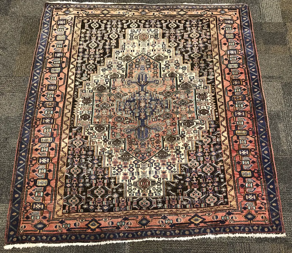 Good Quality Persian Rug Image 1++