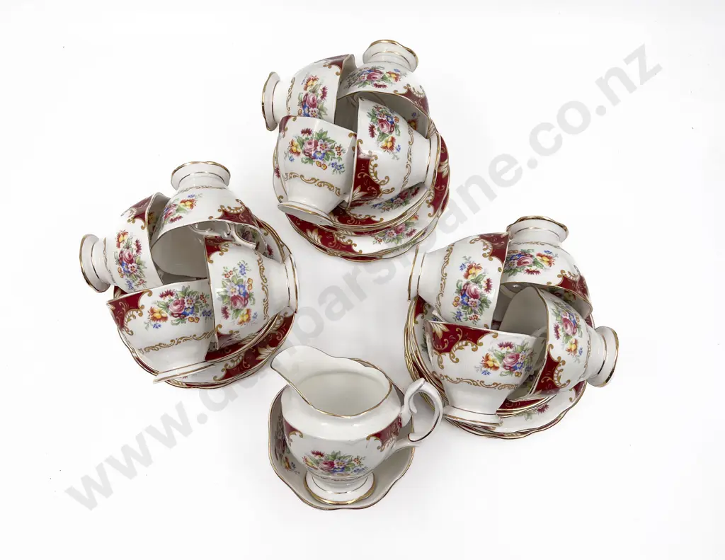 Royal Albert "Canterbury" part Tea Set Image 1++