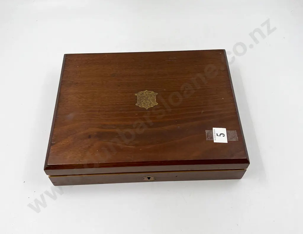 Cased Late Vict MOP Handled Part Dessert Set Image 1++