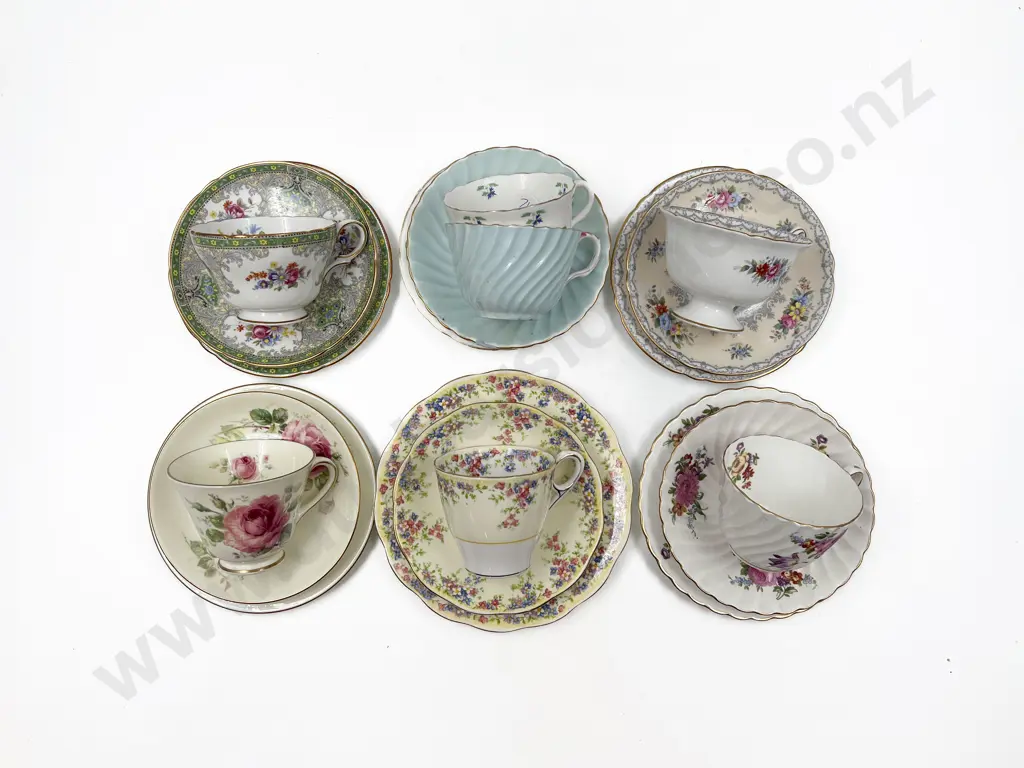 Quantity of Assorted Fancy China including Shelley Image 1++