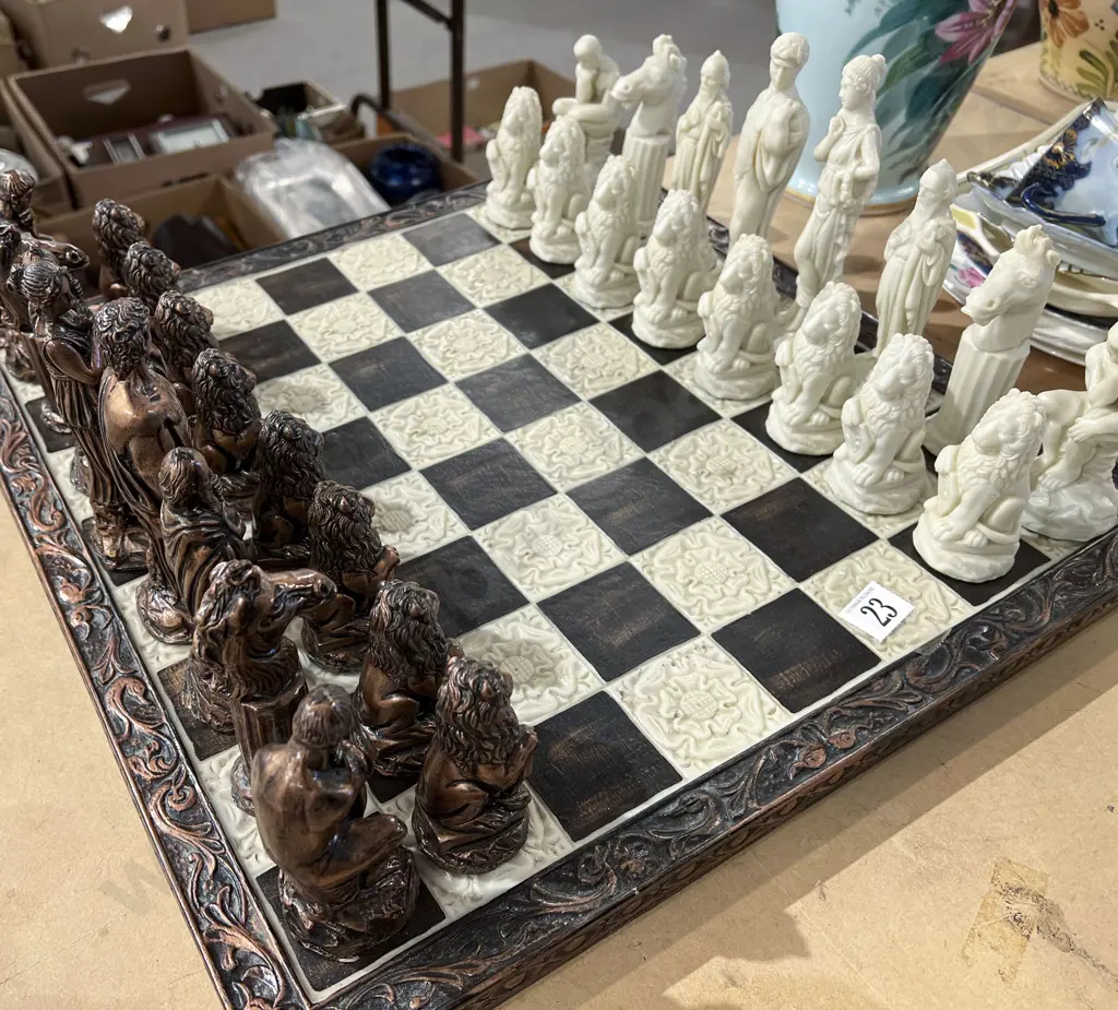 Crisan Craft Chess Set Image 1++