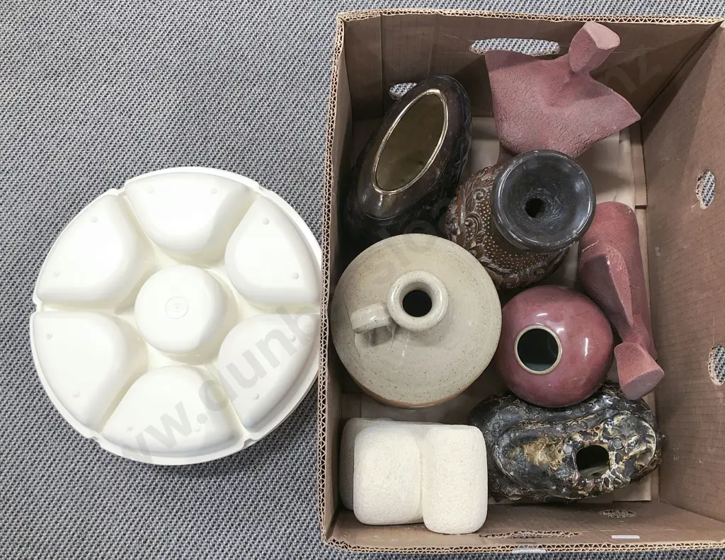 Quantity of Assorted Pottery etc Image 1++