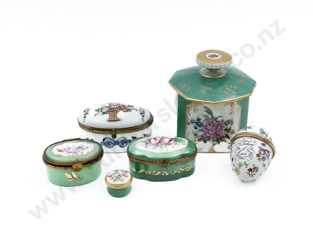 Six Assorted Trinket Boxes including Halcyon Days and Limoges Image 1++