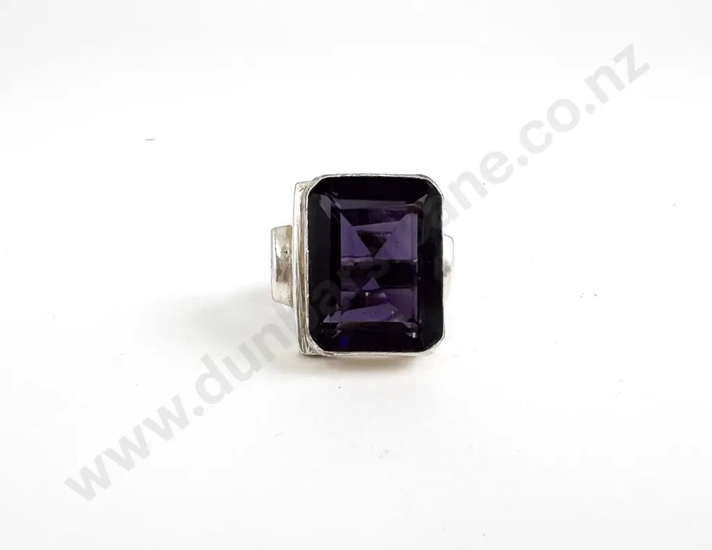 Chunky S/S Ring With Amethyst Glass Image 1++