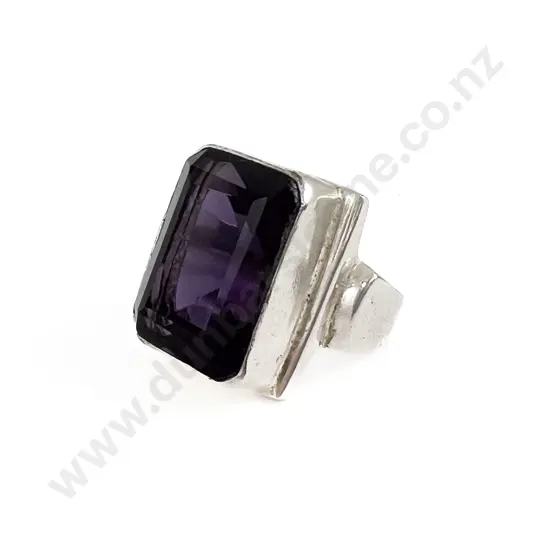 Chunky S/S Ring With Amethyst Glass
