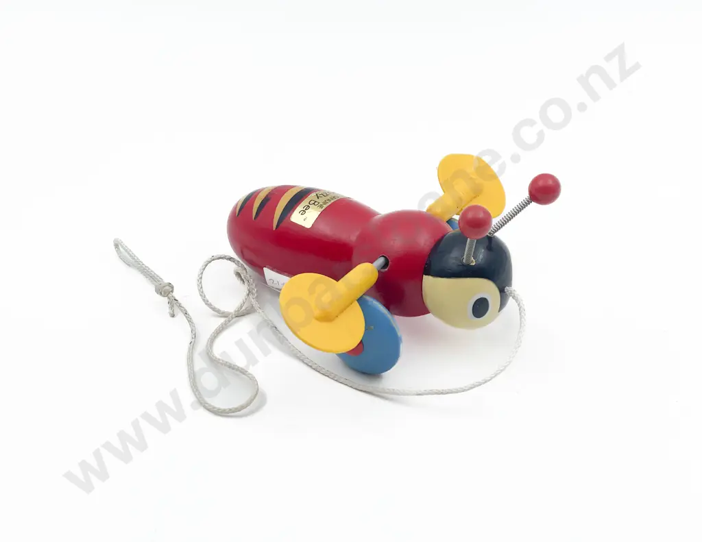 Vintage Buzzy Bee Image 1++