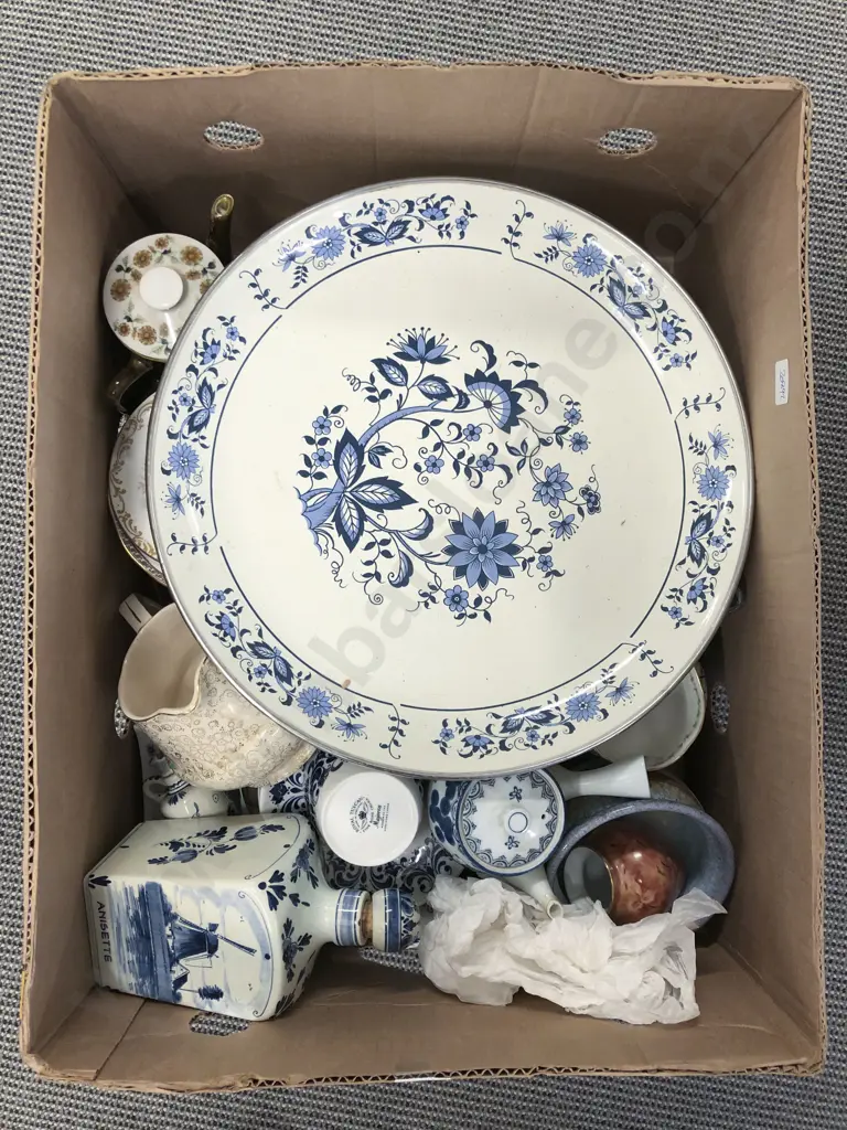 Box of Assorted China Image 1++