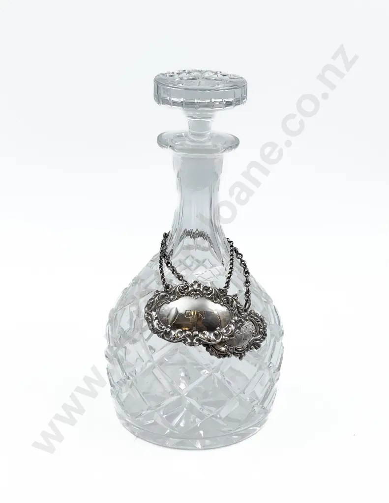 Crystal Decanter Image 1++