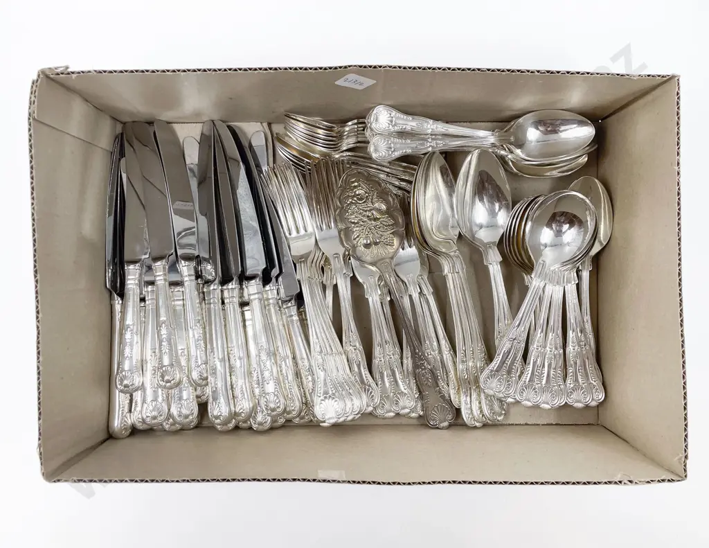 Quantity of Kings Pattern Cutlery Image 1++
