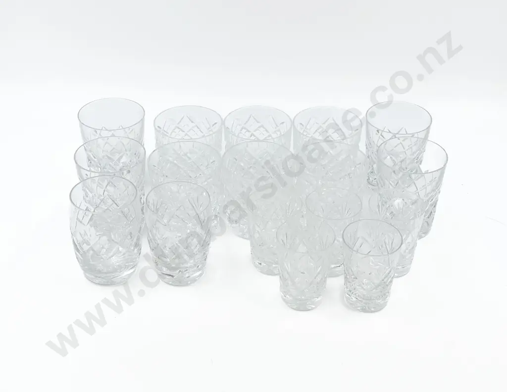 Quantity of Assorted Crystal Tumblers etc Image 1++