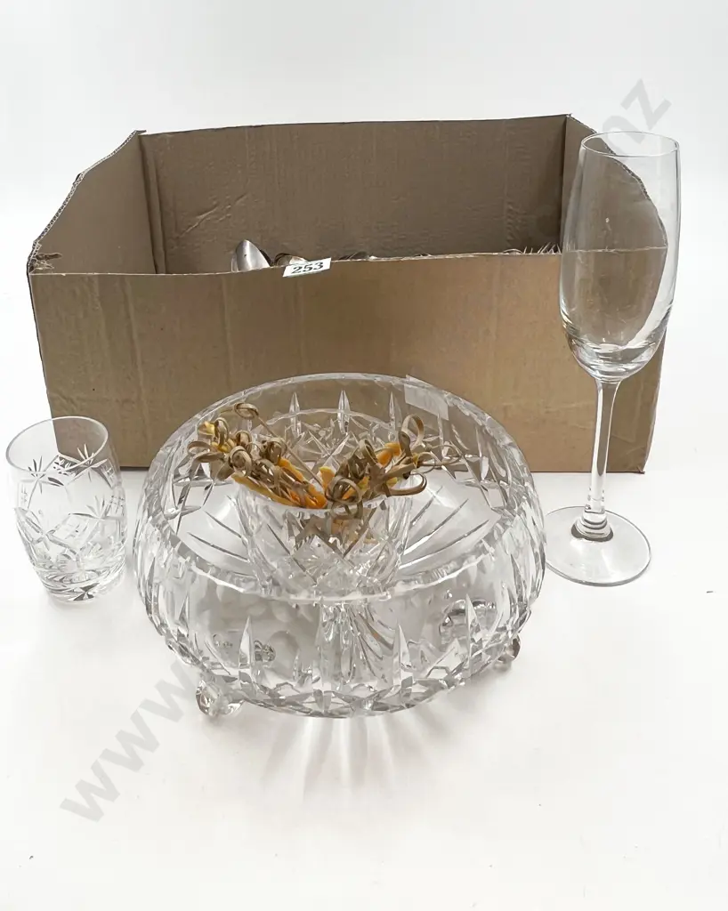 Quantity of Assorted Cutlery and Crystal etc Image 1++
