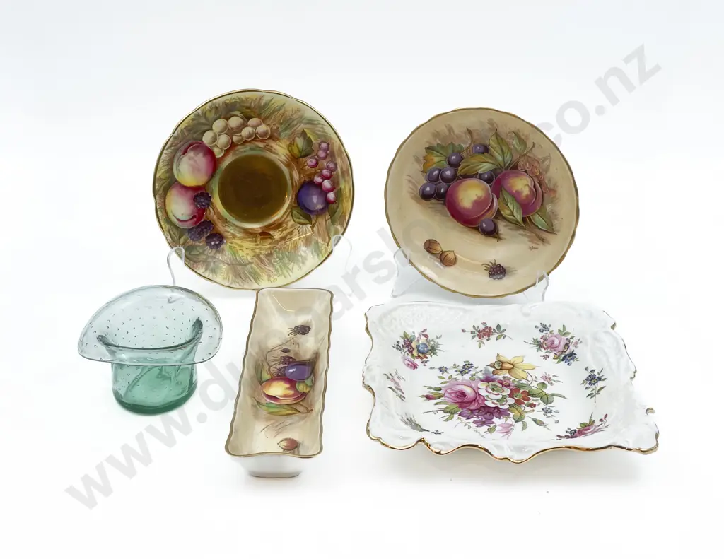 Four Pieces of Assorted Fancy China and Art Glass Hat Image 1++