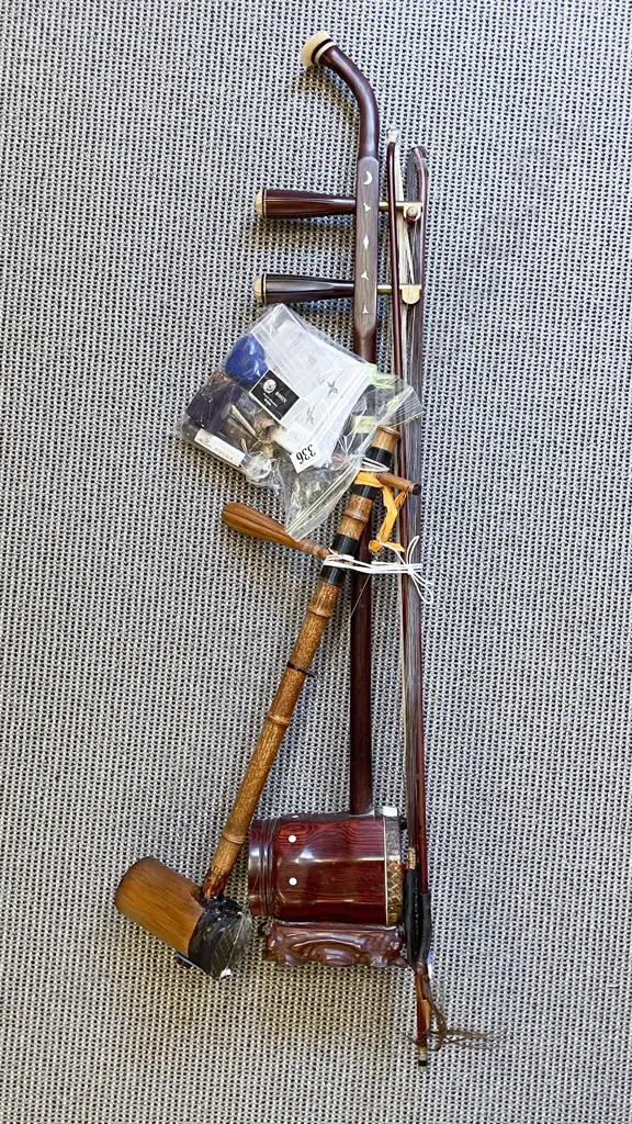 Vintage Japanese Traditional Musical Instrument and Others Image 1++