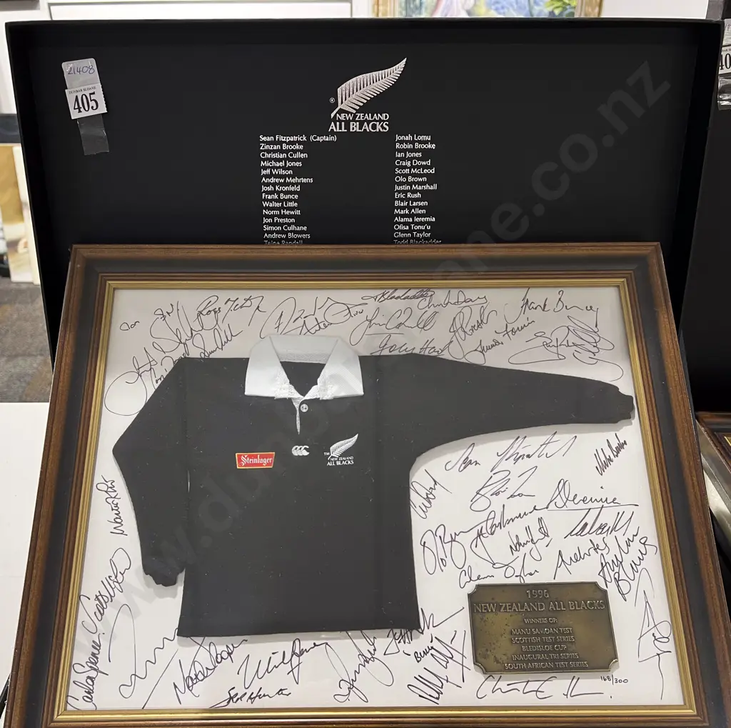Framed NZ All Blacks 1996 Miniature Jersey and Players Autographs in Presentation Box Image 1++