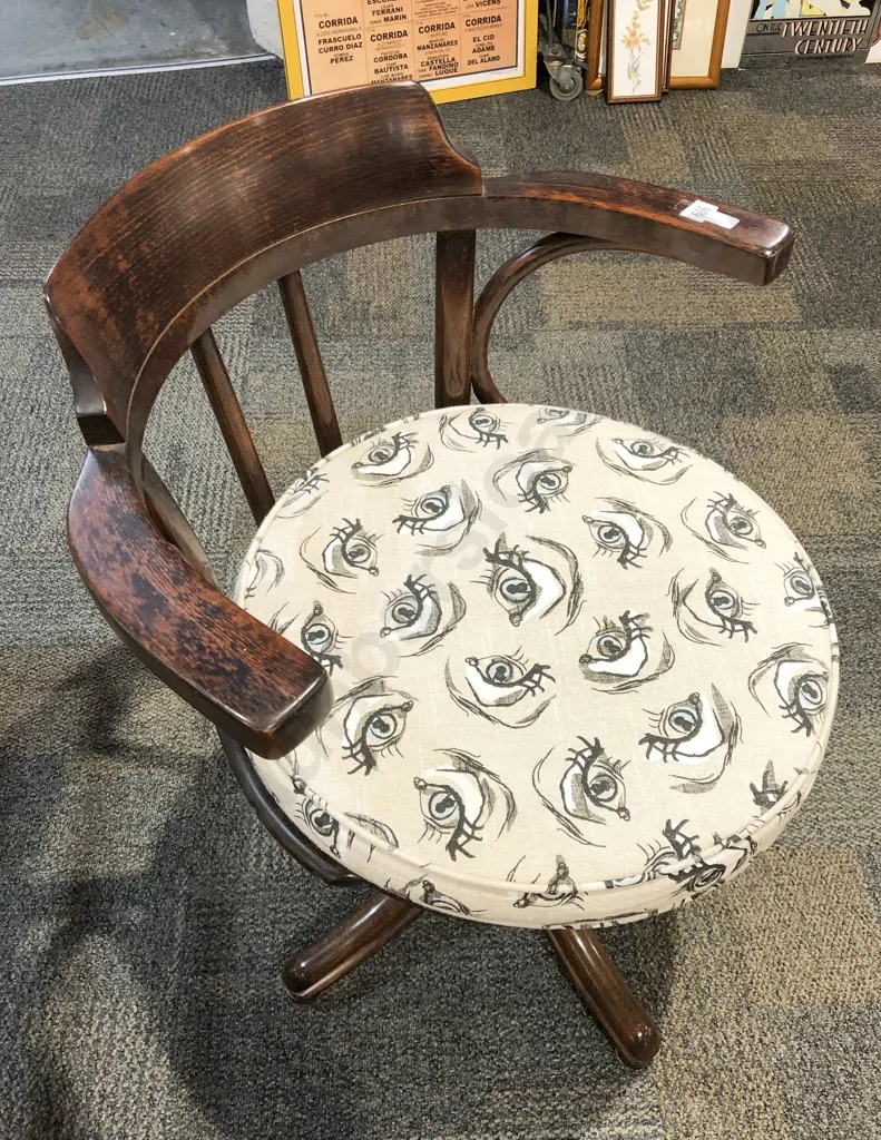 Oak Captains Chair Image 1++