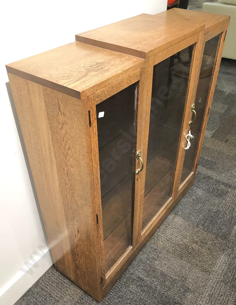 Art Deco Oak Glazed Door China Cabinet Image 1++