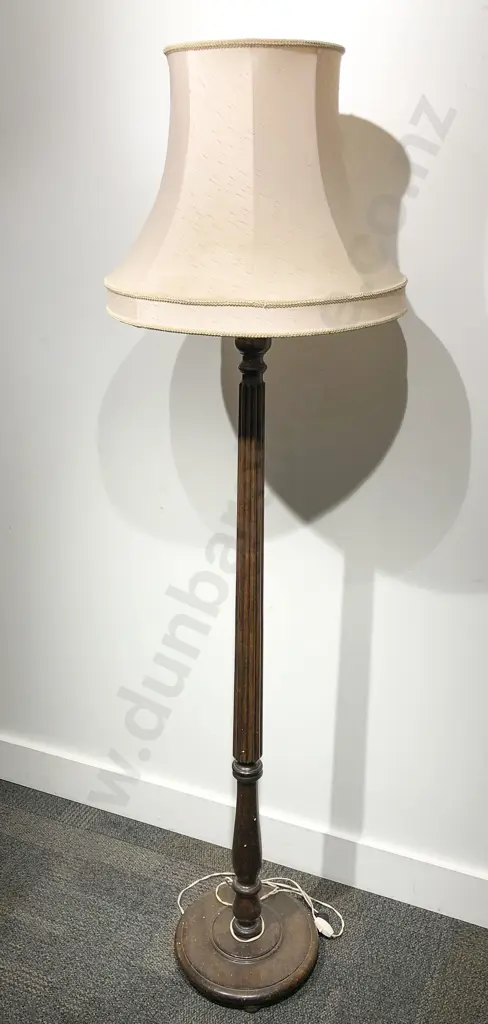 Mahogany Standard Lamp Image 1++