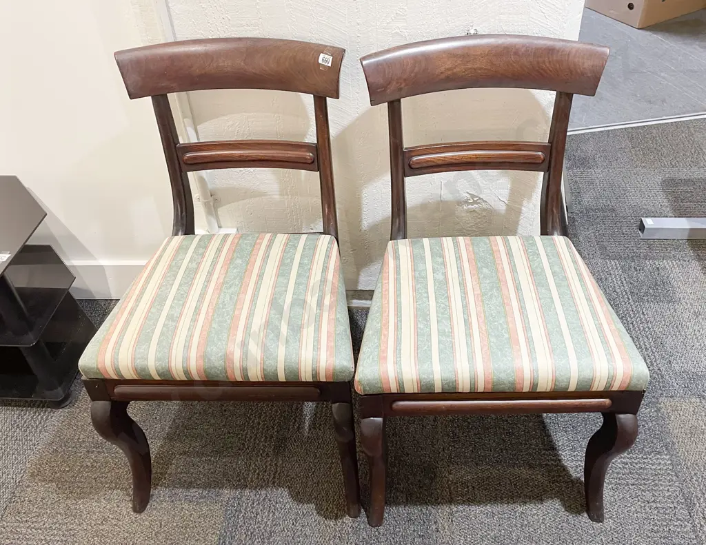 Fine Quality Pair of Wm IV Mahogany Dining Chairs Image 1++