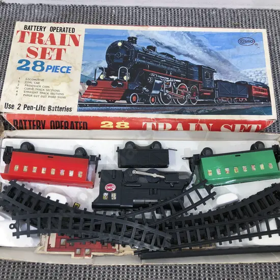 Quantity of Assorted Toys Together with Vintage Trainset