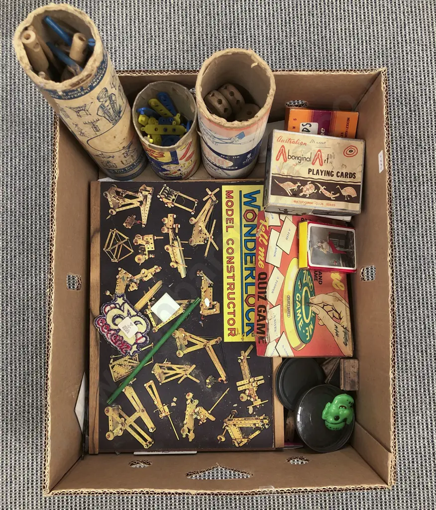 Box of Assorted Vintage Toys etc Image 1++