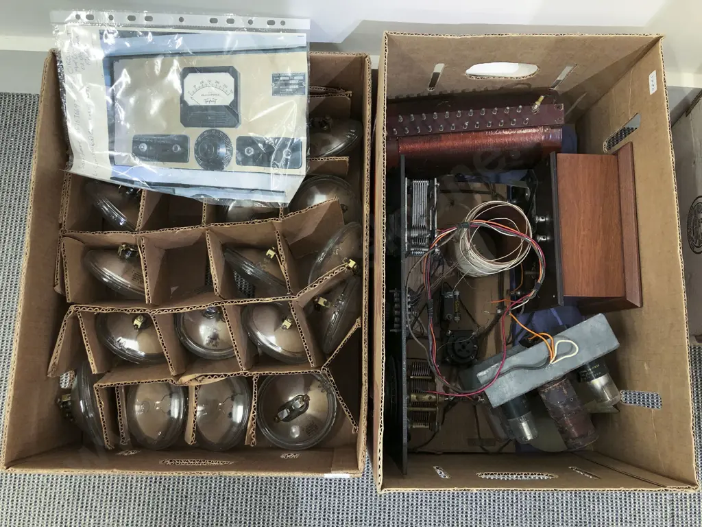 Two Boxes of Assorted Vintage Including Halogen Lightbulbs Image 1++