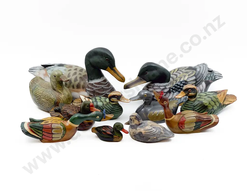 Box of Assorted Duck Ornaments Image 1++