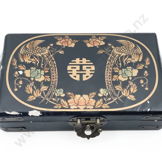Cased Domino Set