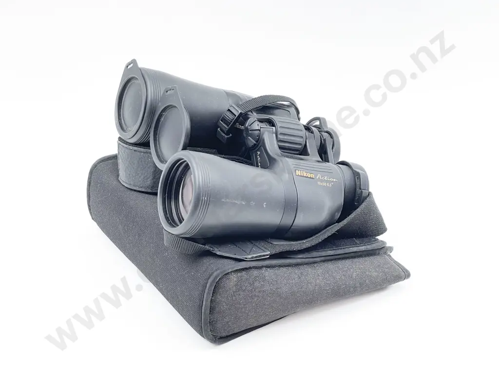 Pair of Nikon Binoculars Image 1++